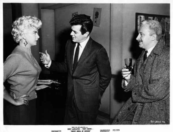 Barbara Nichols, Tony Curtis and David White Sweet Smell of Success